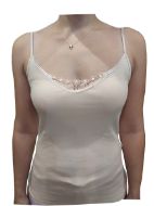 Εικόνα της Dreams μπεζ γυναικείο φανελάκι με ράντα και δαντέλα..