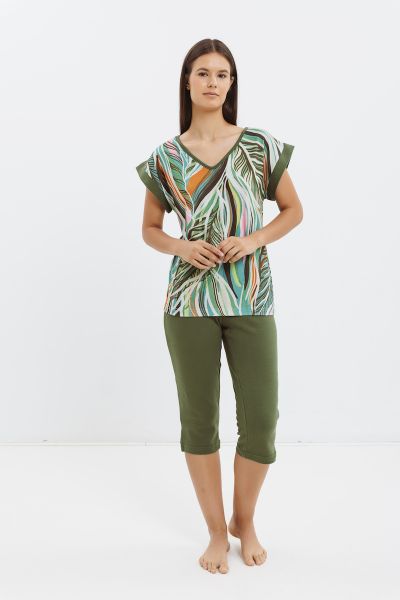 Εικόνα της Giota Βαμβακερή Πράσινη Κοντομάνικη Πιτζάμα Εμπριμέ Με Κάπρι.