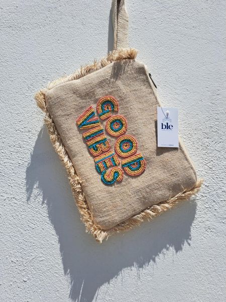 Εικόνα της BLE RESORT COLLECTION ΤΣΑΝΤAKI ΥΦΑΣΜΑΤΙΝΟ ''GOOD VIBES'' ΕΚΡΟΥ ΜΕ ΜΠΛΕ/ΠΟΡΤΟΚΑΛΙ ΧΑΝΤΡΕΣ 10X7. (ΚΩΔ.: 5-42-885-0043)