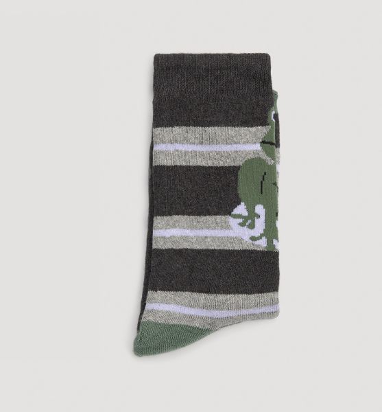 Εικόνα της Ysabel Mora γκρι κάλτσες με πατουσάκια σιλικόνης και σχέδιο βάτραχο.