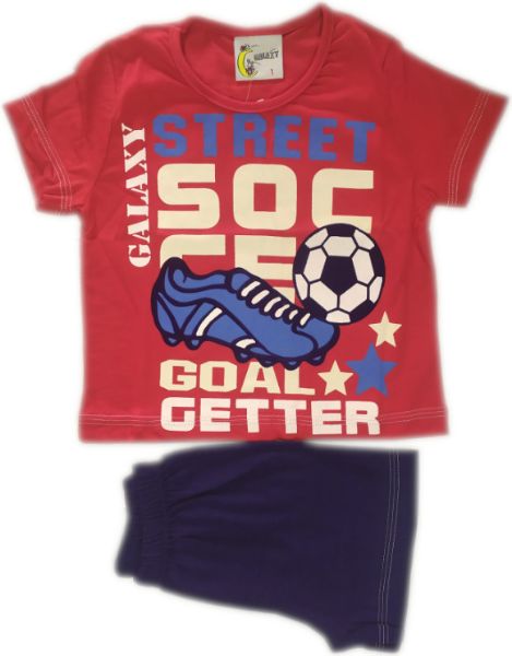 Εικόνα της Παιδική αγορίστικη πιτζάμα από 100% βαμβάκι. Κόκκινη μπλούζα με κοντό μανίκι και στάμπα. Μπλε σορτς.