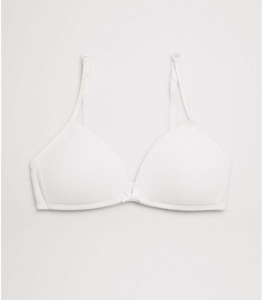 Εικόνα της Ysabel Mora λευκό σουτιέν χωρίς μπανέλα, με ελαφριά επένδυση.