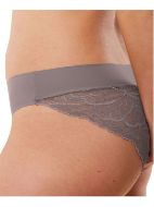 Εικόνα της Triumph Body Make -Up Illusion Lace Highleg Tai Πούρο.