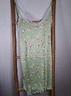 Εικόνα της Elite λαχανί φλοράλ νυχτικό με ράντα.