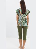 Εικόνα της Giota Βαμβακερή Πράσινη Κοντομάνικη Πιτζάμα Εμπριμέ Με Κάπρι.