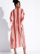 Εικόνα της Jeannette Κοραλί Maxi Καφτάνι Με Ασημοκλωστή.