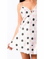 Εικόνα της Zen by Daisy εκρού σατέν πουά νυχτικό.