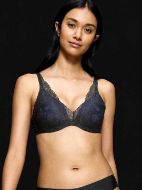 Εικόνα της Triumph Μαύρο Body Make-Up Illusion Lace WP  Σουτιέν με Μπανέλες 10219710-0004