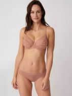 Εικόνα της Triumph Aura Spotlight W Μπεζ σουτιέν με μπανέλα, χωρίς επένδυση.