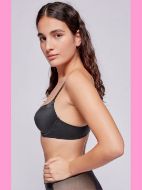 Εικόνα της Μαύρο γυναικείο σουτιέν με μπανέλα και ελαφριά επένδυση. Επιπλέον κλιπς στις ράντες,για να γίνονται χιαστί.