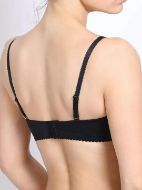 Εικόνα της Orhideja μαύρο balconette σουτιέν με δαντέλα, μπανέλα και ελαφριά επένδυση.
