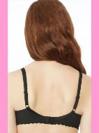 Εικόνα της Bestform Μαύρο σουτιέν με μπανέλα και ελαφριά επένδυση.