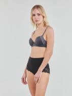 Εικόνα της Triumph Body Make-up Soft Touch WP EX Γκρι Σουτιέν με Ελαφριά Ενίσχυση.