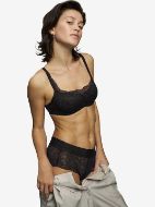 Εικόνα της Triumph Body Make Up Illusion Lace Balconette Μαύρο Σουτιέν Με Μπανέλα & Ελαφριά Επένδυση. (Κωδ.: 10219845-0004