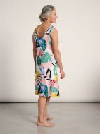 Εικόνα της Muydemi Rayon Λευκό Εμπριμέ Αμάνικο Φόρεμα.