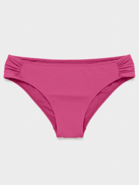 Εικόνα της Gisela Magenta Bikini Slip Μαγιό.